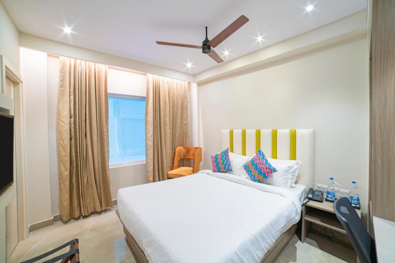 The Beacon Hotel Visakhapatnam Exterior photo