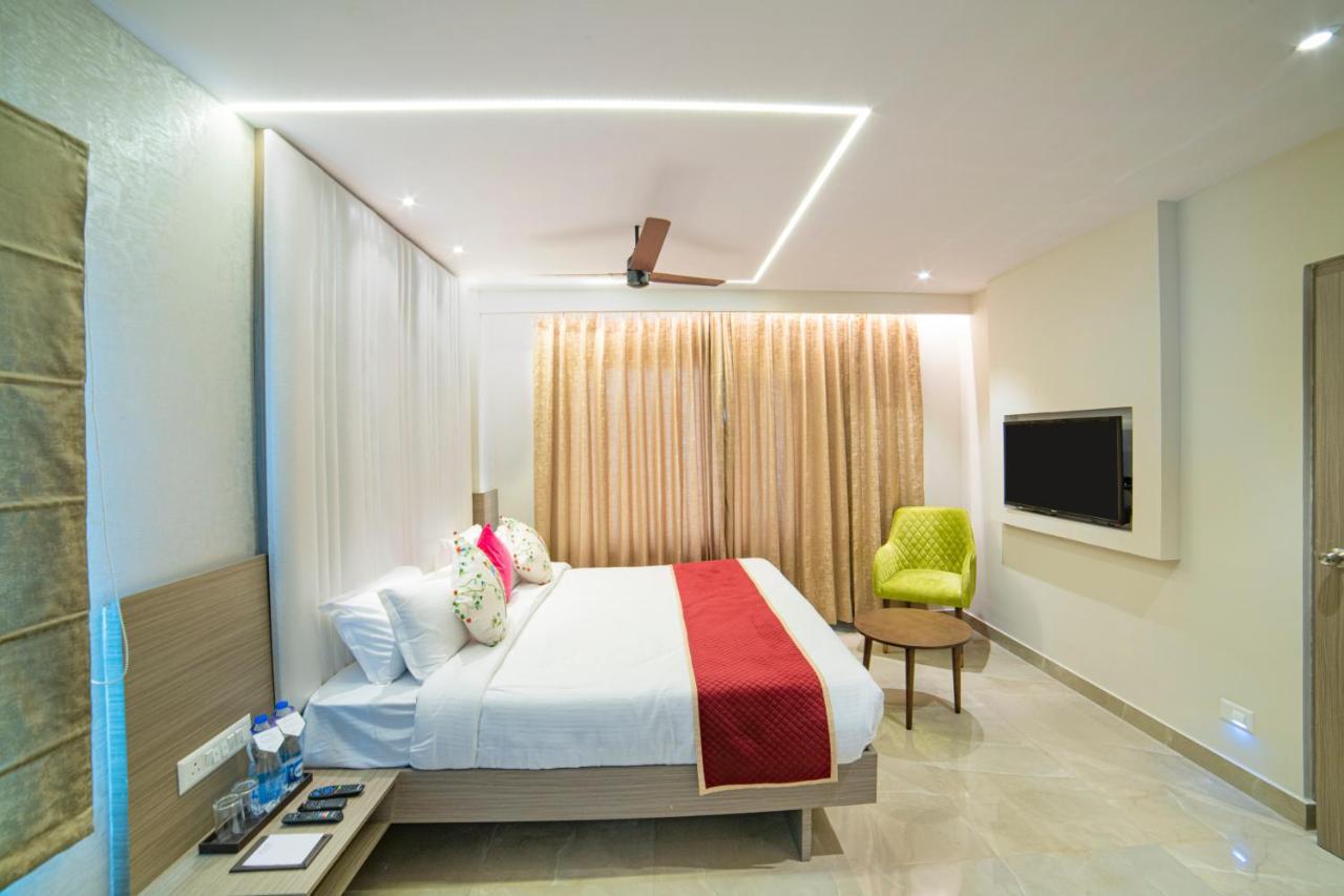 The Beacon Hotel Visakhapatnam Exterior photo